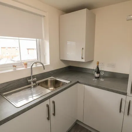 Valley View Apartment